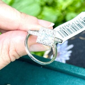 NWT HUGE Princess Cut Rhinestone Halo Solitaire Ring Set Bridal Set